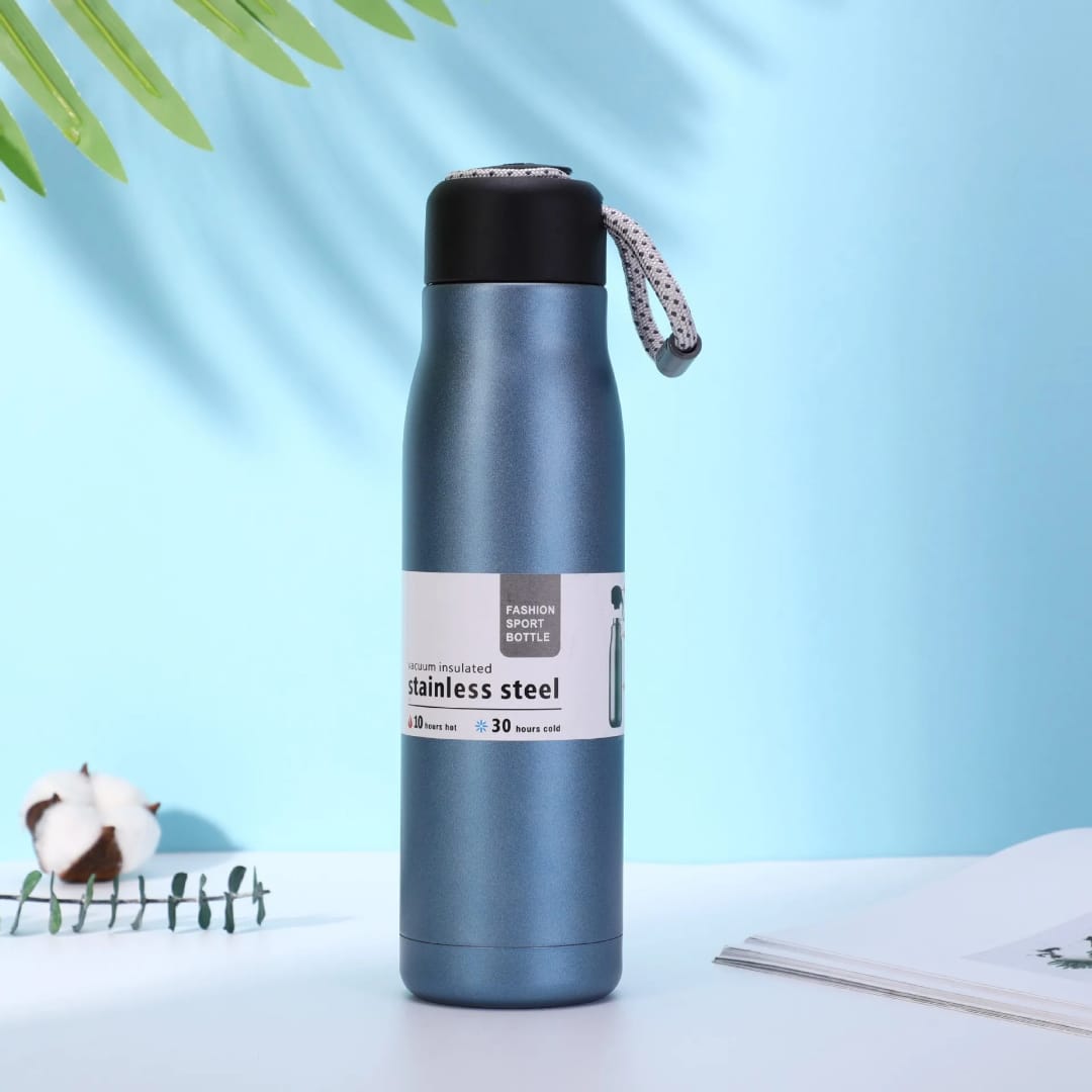 Fashion Sports Stainless Steel Bottle with Rope (580 ml)